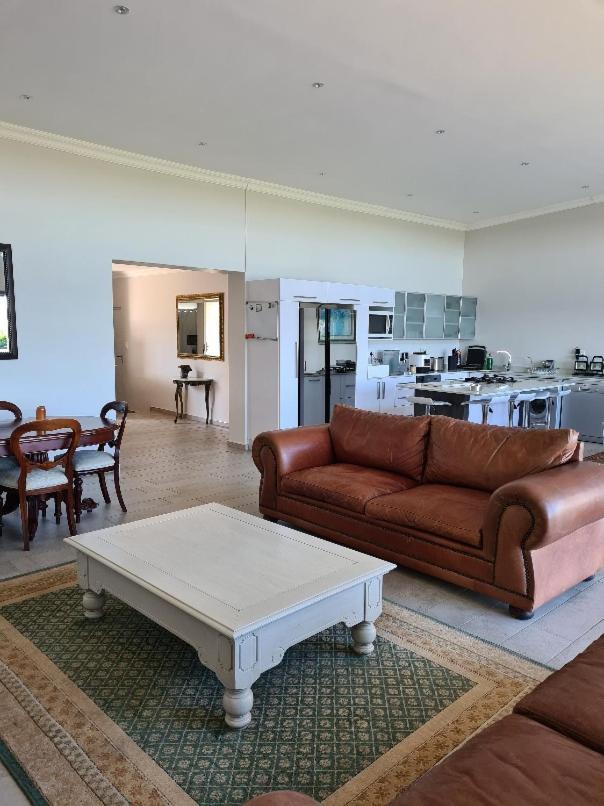 10 On Aquavista Addo River View Villa Колчестер Экстерьер фото